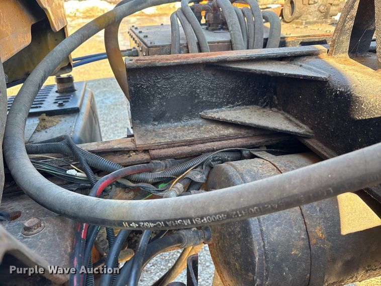 image for item DW7497 2001 GMC C8500 dump truck