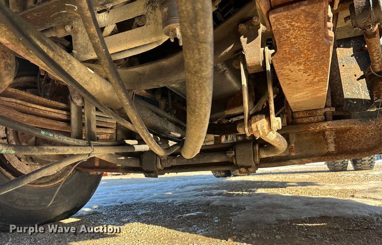 image for item DW7497 2001 GMC C8500 dump truck