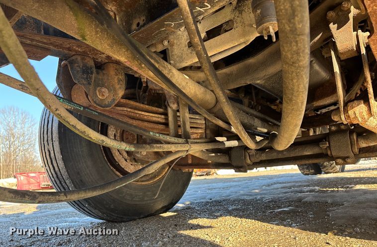 image for item DW7497 2001 GMC C8500 dump truck