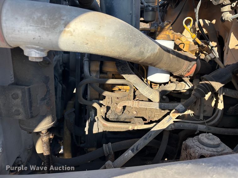 image for item DW7497 2001 GMC C8500 dump truck