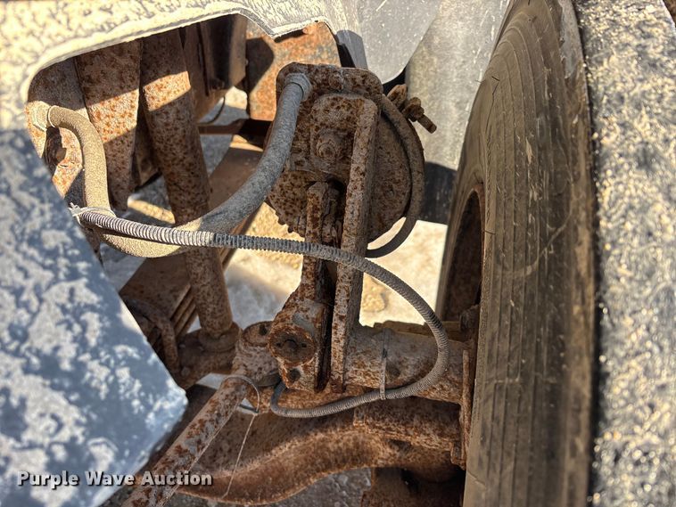 image for item DW7497 2001 GMC C8500 dump truck