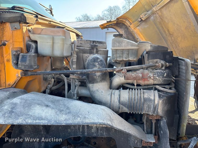 image for item DW7497 2001 GMC C8500 dump truck