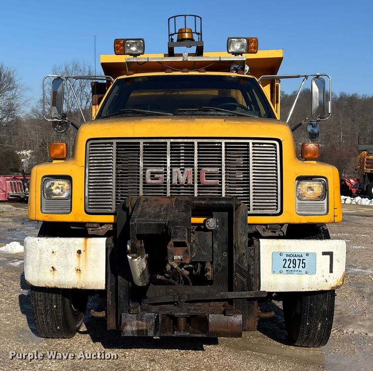 image for item DW7498 2002 GMC C8500 dump truck