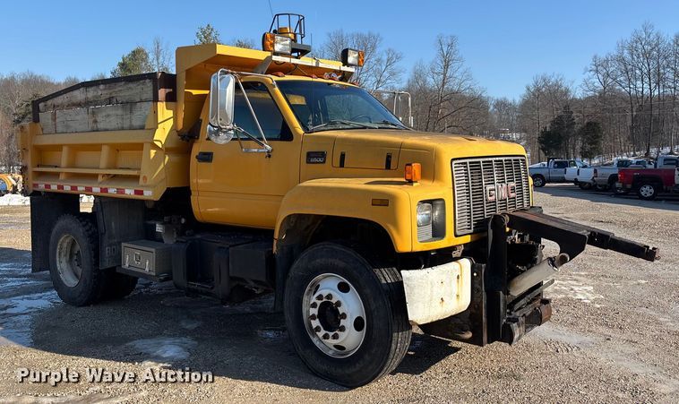 image for item DW7498 2002 GMC C8500 dump truck