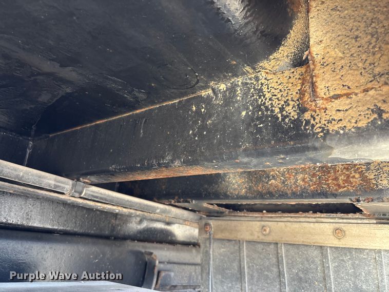 image for item DW7498 2002 GMC C8500 dump truck