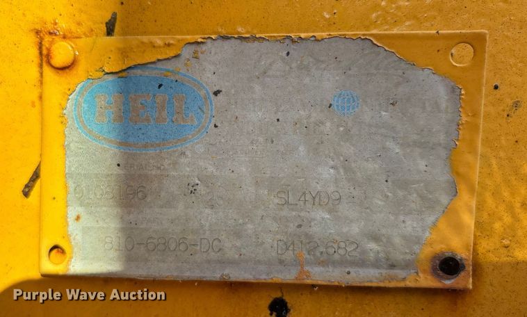 image for item DW7498 2002 GMC C8500 dump truck