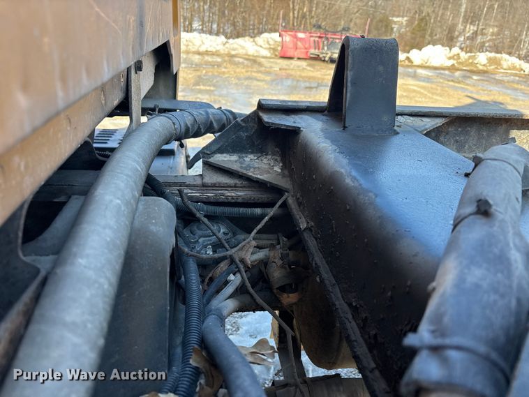 image for item DW7498 2002 GMC C8500 dump truck