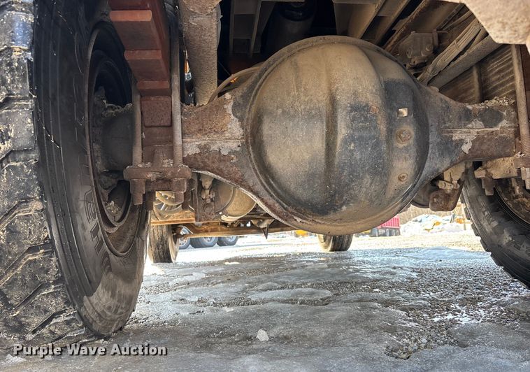 image for item DW7498 2002 GMC C8500 dump truck