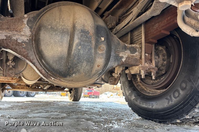 image for item DW7498 2002 GMC C8500 dump truck