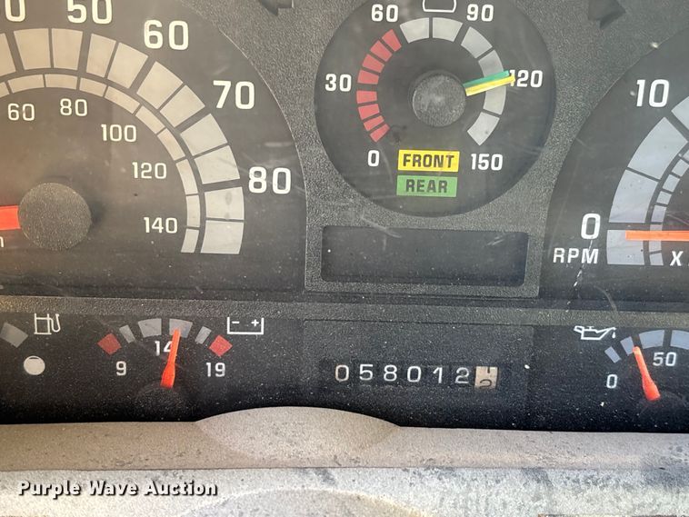 image for item DW7498 2002 GMC C8500 dump truck