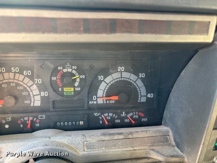 image for item DW7498 2002 GMC C8500 dump truck