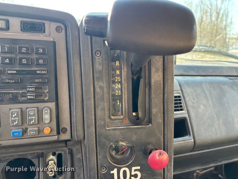 image for item DW7498 2002 GMC C8500 dump truck