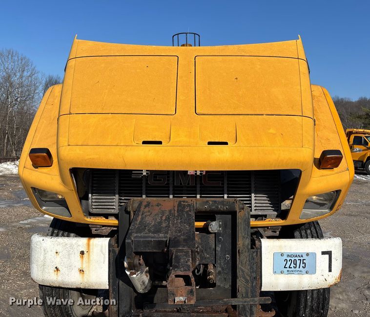 image for item DW7498 2002 GMC C8500 dump truck