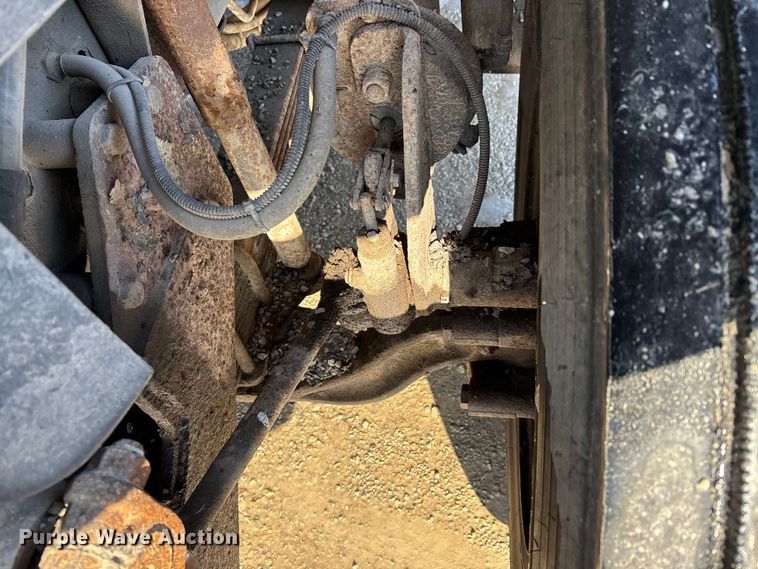 image for item DW7498 2002 GMC C8500 dump truck