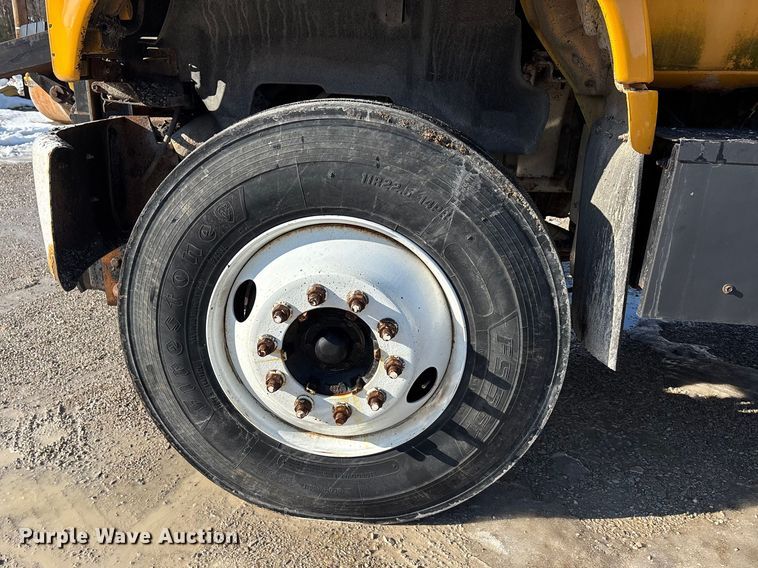 image for item DW7498 2002 GMC C8500 dump truck