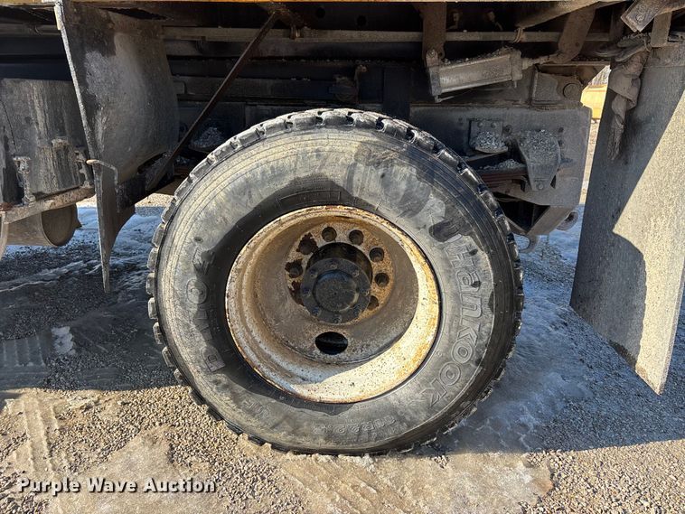 image for item DW7498 2002 GMC C8500 dump truck