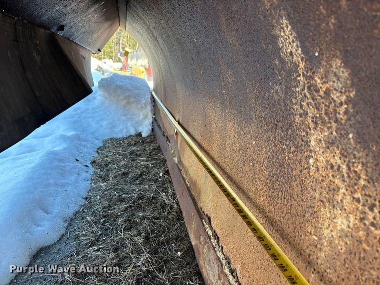 image for item DW7498 2002 GMC C8500 dump truck