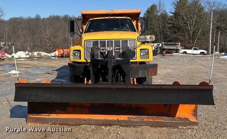 image for item DW7499 2001 GMC C8500 dump truck
