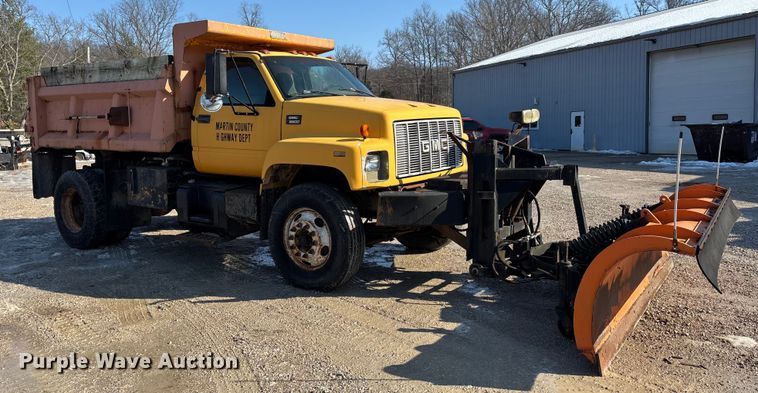 image for item DW7499 2001 GMC C8500 dump truck