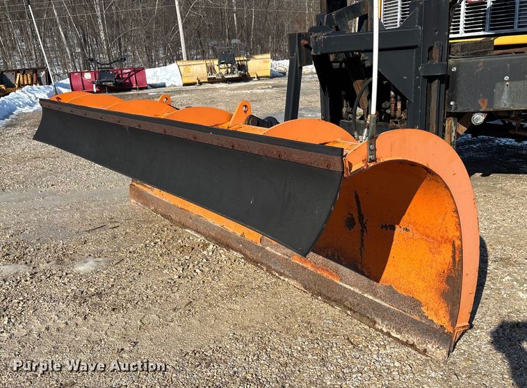 image for item DW7499 2001 GMC C8500 dump truck