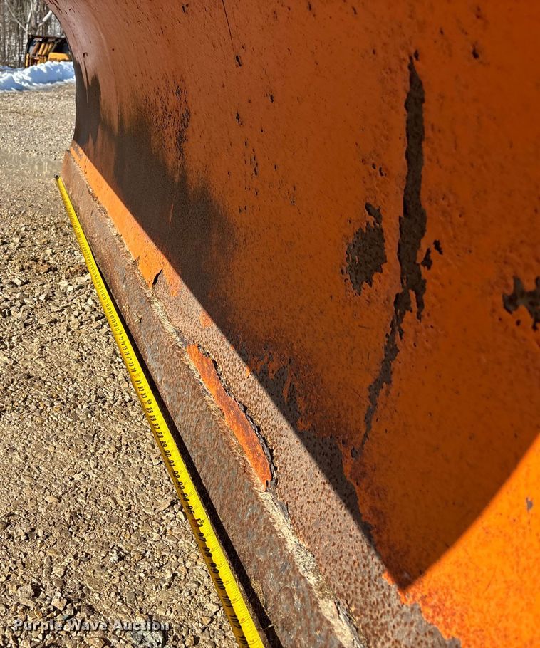 image for item DW7499 2001 GMC C8500 dump truck