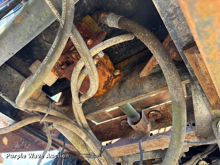 image for item DW7499 2001 GMC C8500 dump truck