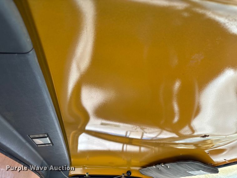 image for item DW7499 2001 GMC C8500 dump truck