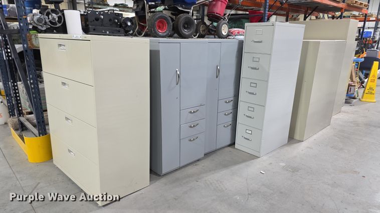 image for item DZ3713 Assorted office furniture