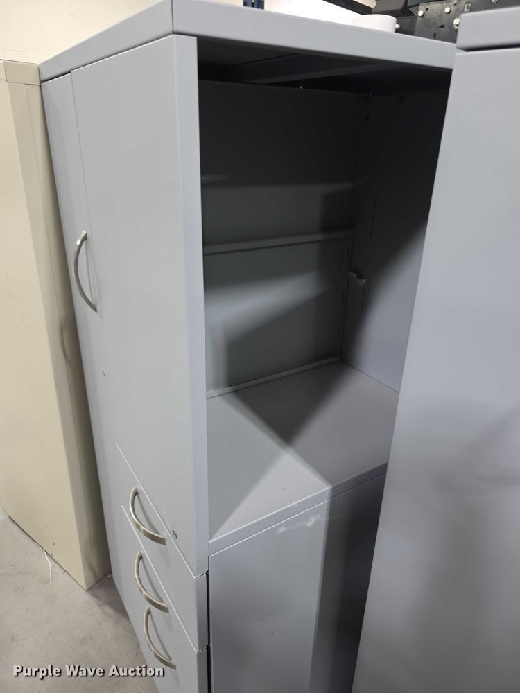 image for item DZ3713 Assorted office furniture