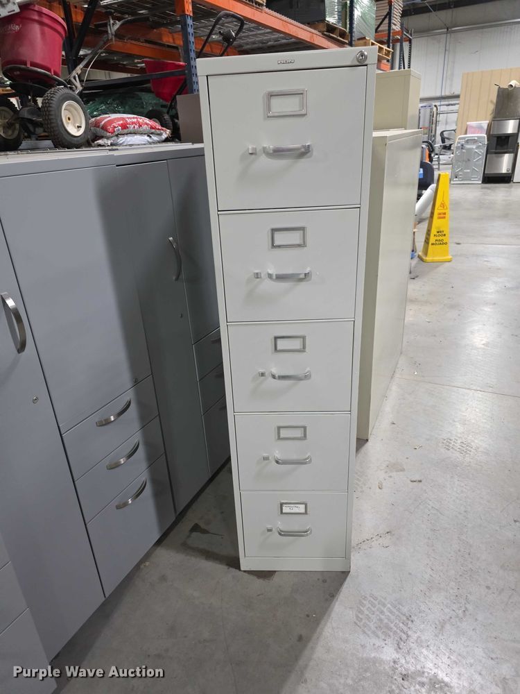 image for item DZ3713 Assorted office furniture