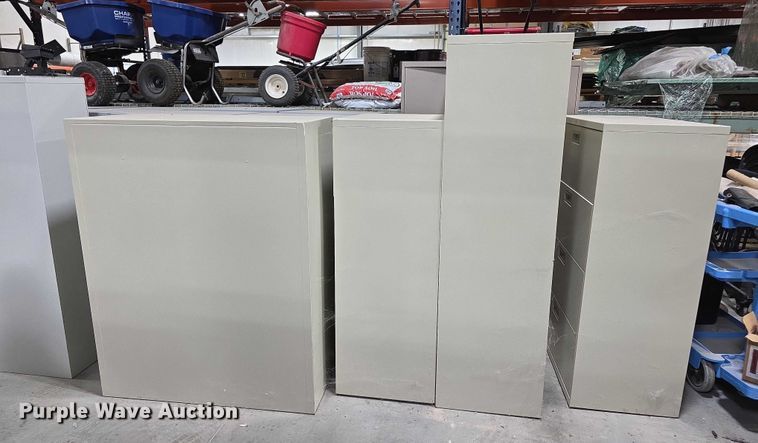 image for item DZ3713 Assorted office furniture