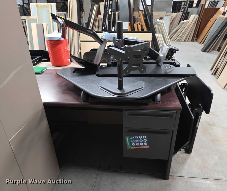 image for item DZ3713 Assorted office furniture