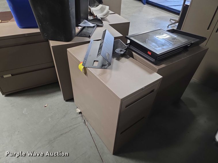 image for item DZ3713 Assorted office furniture