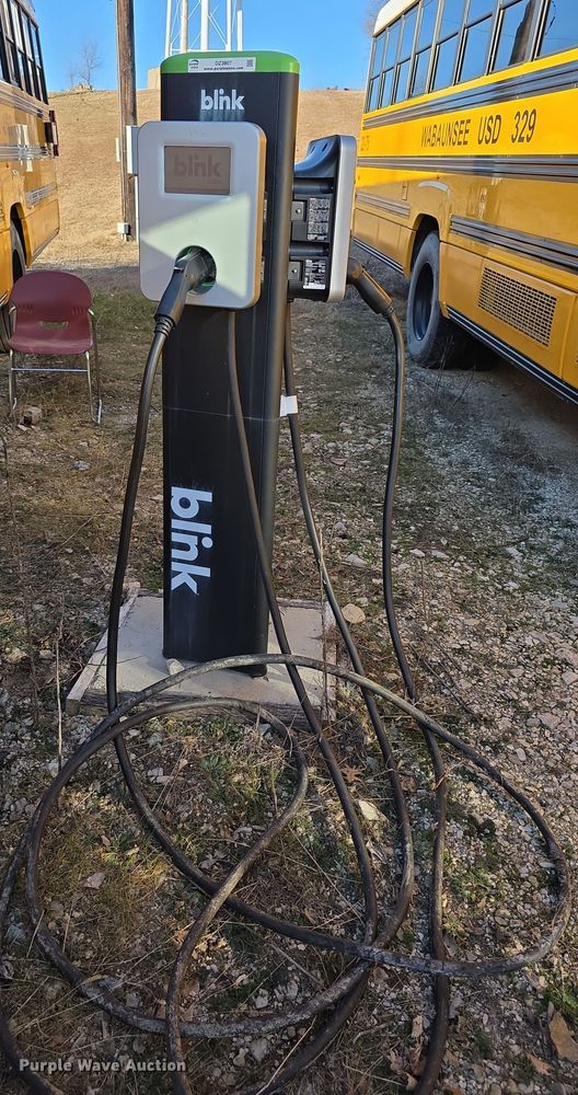 image for item DZ3807 Blink Electric IQ 200 EV  charging station