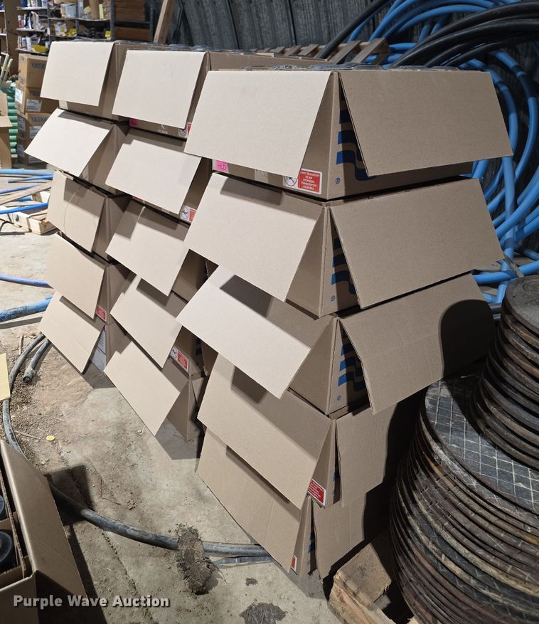 image for item DZ3812 Approximately 400 Sensus water smart point radios