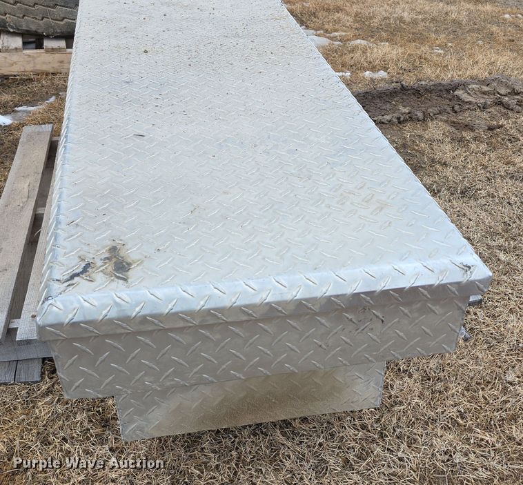 image for item DZ3813 (2) toolboxes 