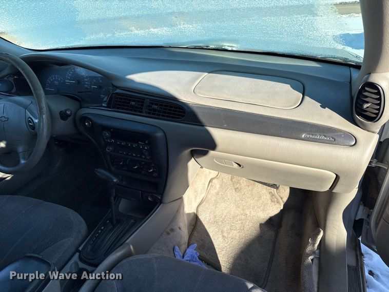 image for item DZ4273 2002 Chevrolet Malibu 