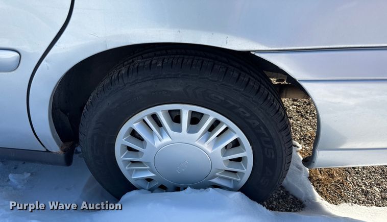 image for item DZ4273 2002 Chevrolet Malibu 