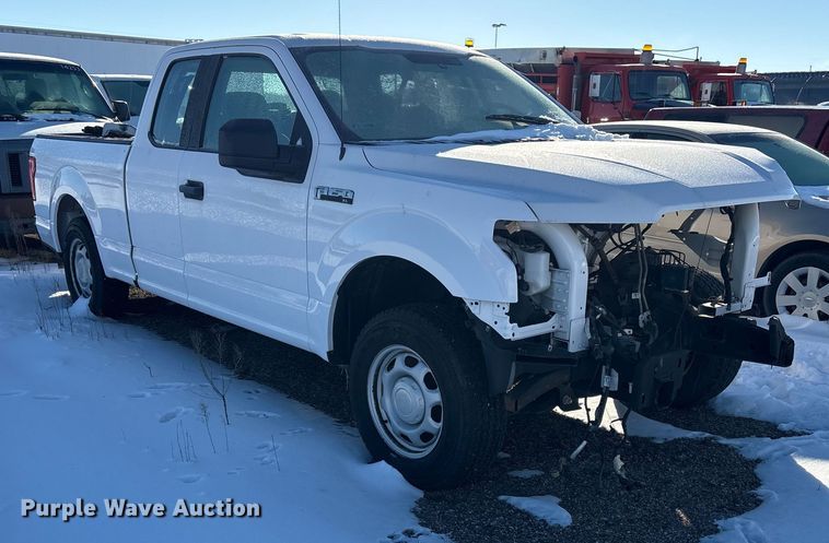 image for item DZ4274 2016 Ford F150 Ext. Cab pickup truck