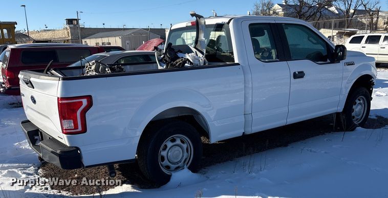 image for item DZ4274 2016 Ford F150 Ext. Cab pickup truck