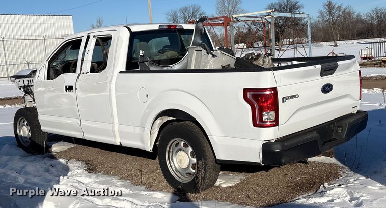 image for item DZ4274 2016 Ford F150 Ext. Cab pickup truck