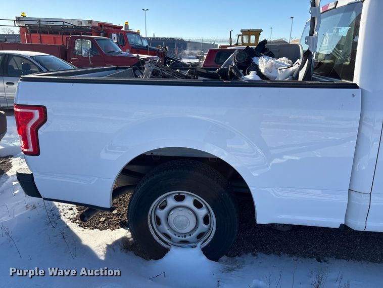 image for item DZ4274 2016 Ford F150 Ext. Cab pickup truck