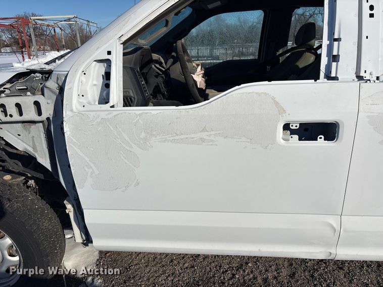 image for item DZ4274 2016 Ford F150 Ext. Cab pickup truck