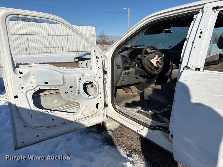 image for item DZ4274 2016 Ford F150 Ext. Cab pickup truck