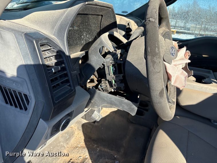 image for item DZ4274 2016 Ford F150 Ext. Cab pickup truck