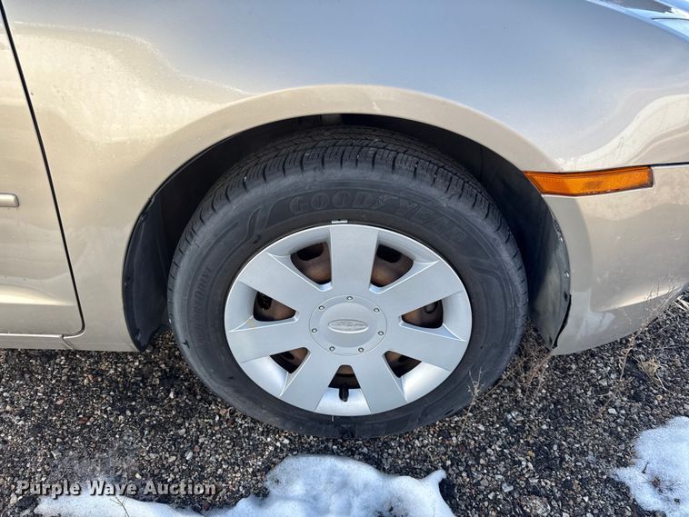 image for item DZ4275 2008 Ford Fusion 