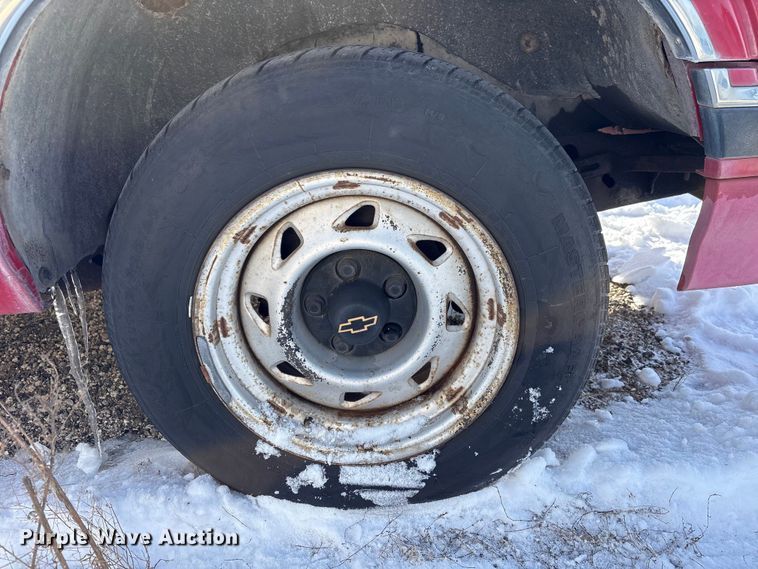 image for item DZ4276 1994 Chevrolet S10 pickup truck