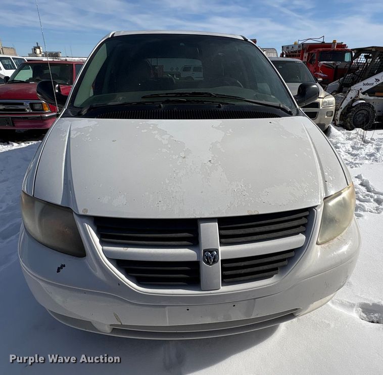 image for item DZ4277 2006 Dodge Grand Caravan van