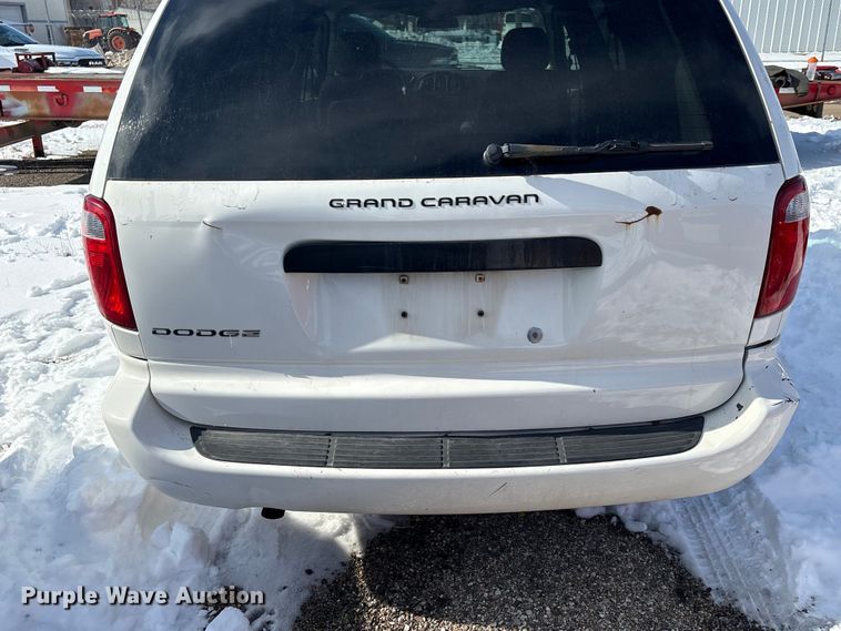 image for item DZ4277 2006 Dodge Grand Caravan van