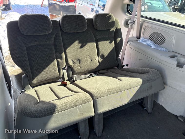 image for item DZ4277 2006 Dodge Grand Caravan van
